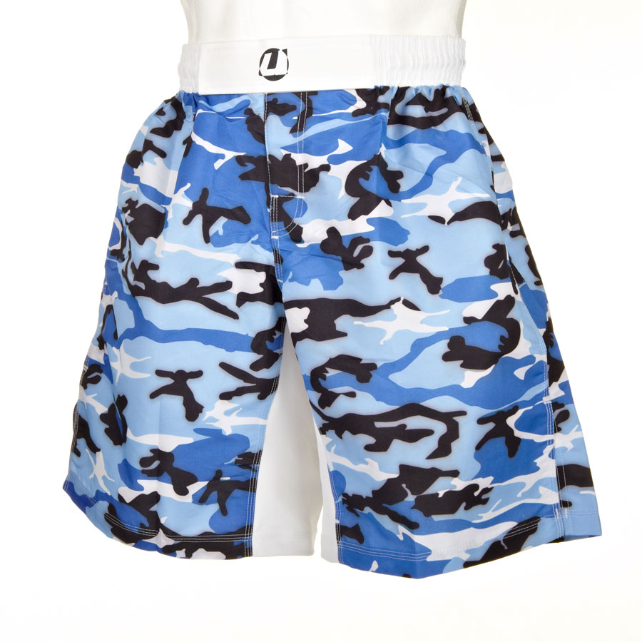Abverkauf: Fight Short weit Camouflage